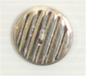 Bouton 2 trous (Plastique - Argent strié - 22 mm)